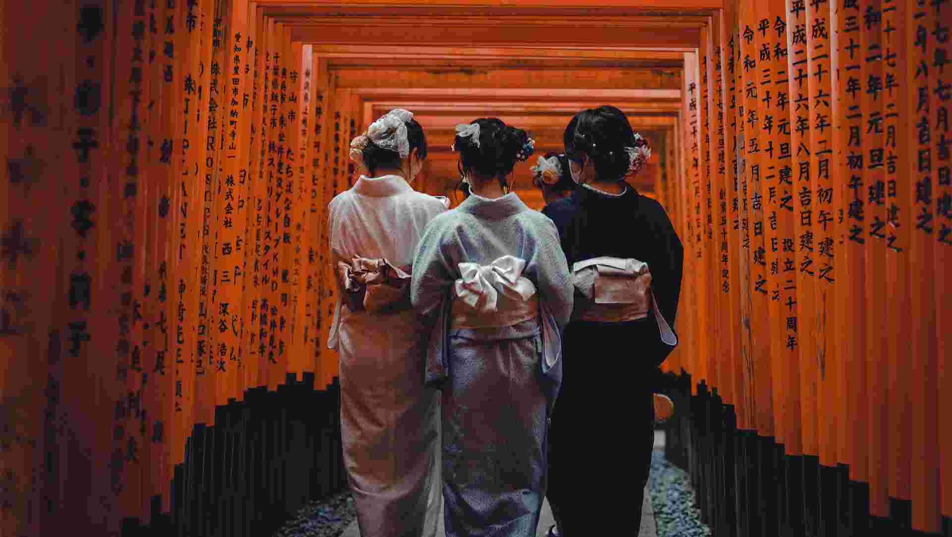 Japan: Sushi & Shrines