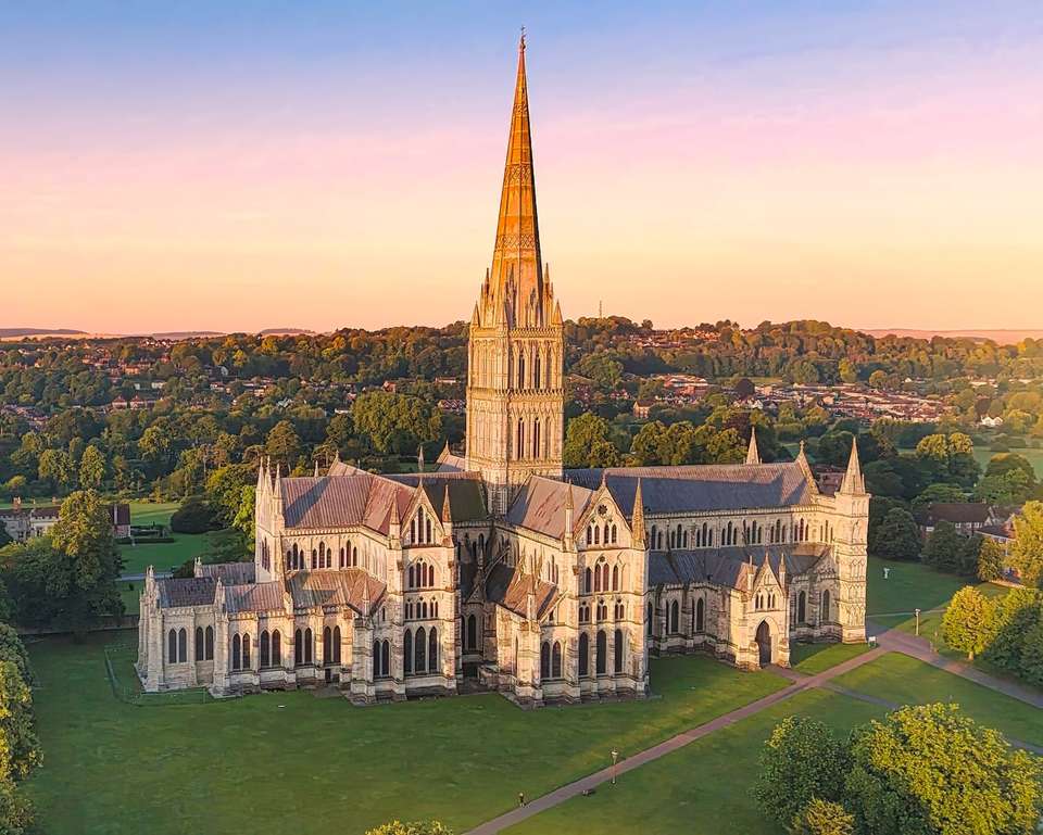 Journey Through Historic England's Heart - 4 days - On The Go Tours - England - Image 13