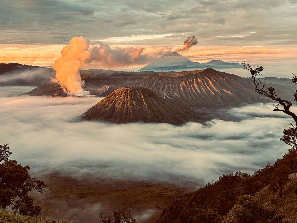 Journey Through Java to Bali - 9 days - On The Go Tours - Indonesia - Image 2