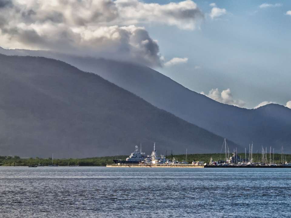 Journeys: Discover Australia - G Adventures - Australia