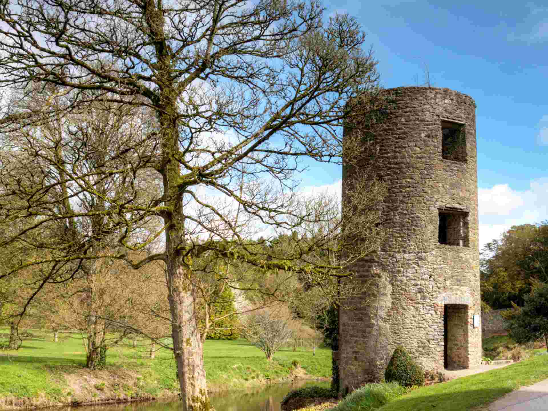 Journeys: Iconic Ireland