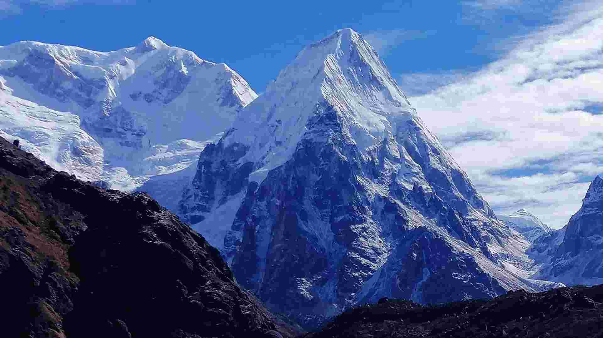 Kanchenjunga Circuit Trek