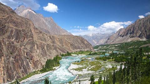 Explorer Tour: Karakorum Highway & Chitral Valley
