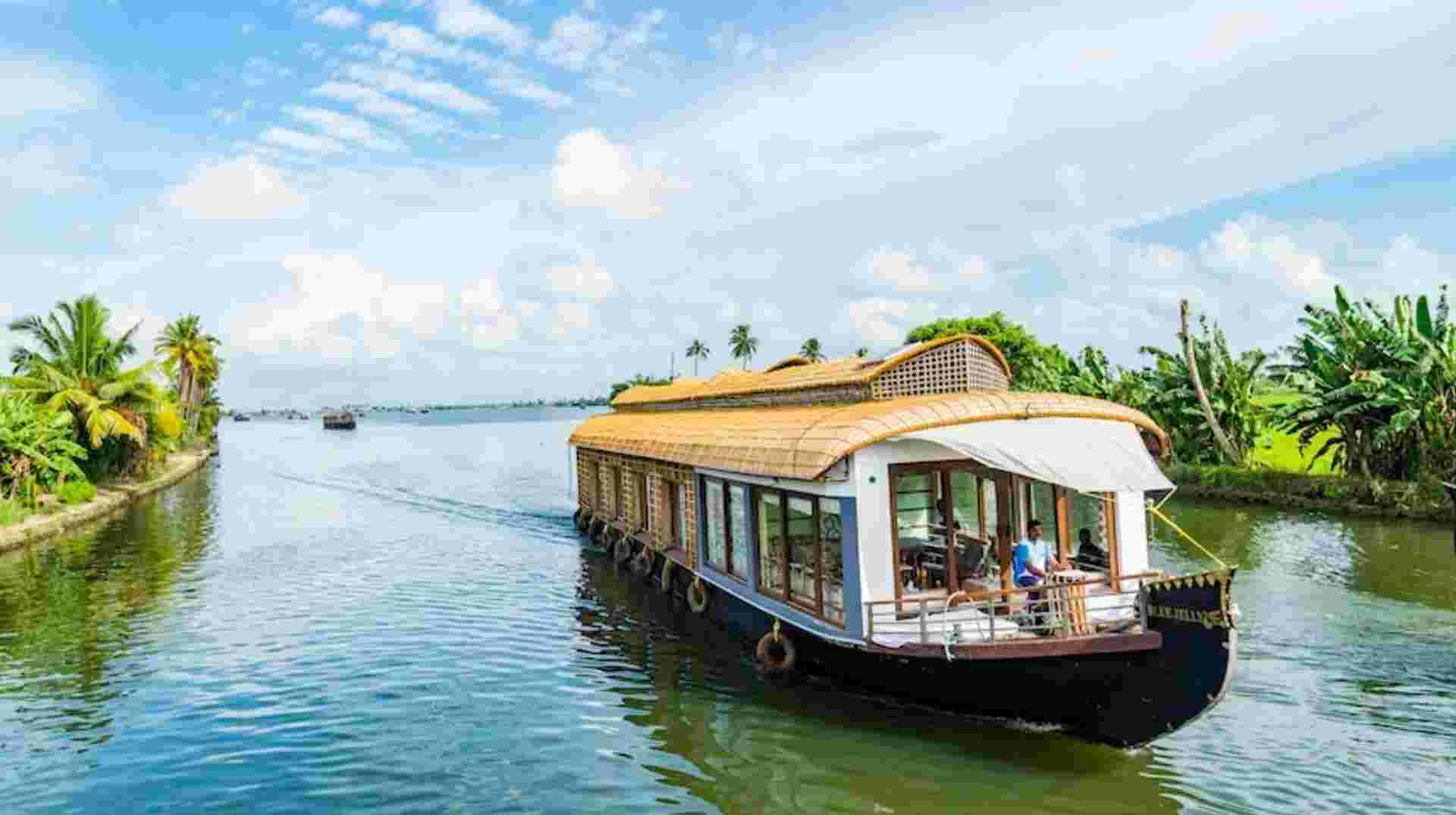 KERALA VISITS & AYURVEDA (SOMATHEERAM)
