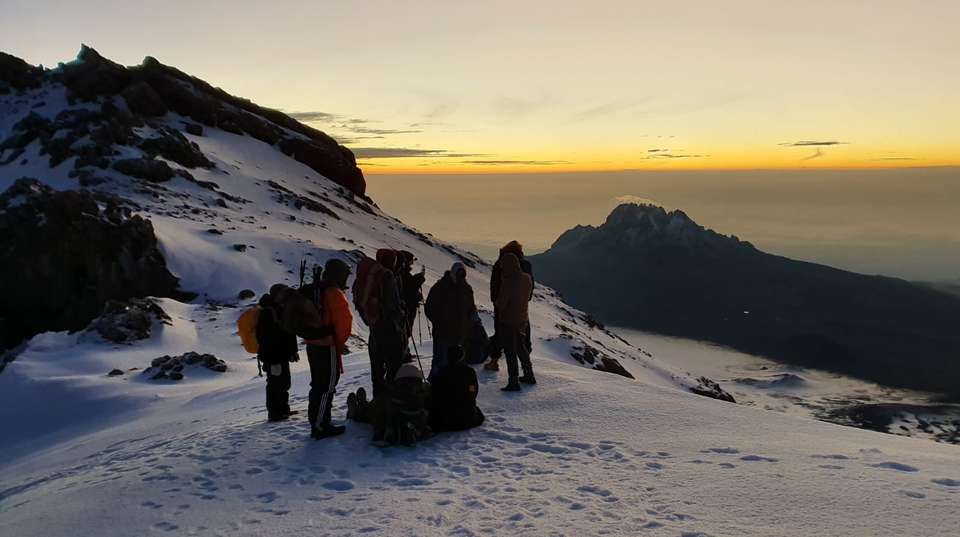 Kilimanjaro Climbing tours via Northern Circuit - 10 Days - Himalayan Glacier Adventure And Travel Company - Tanzania - Image 3