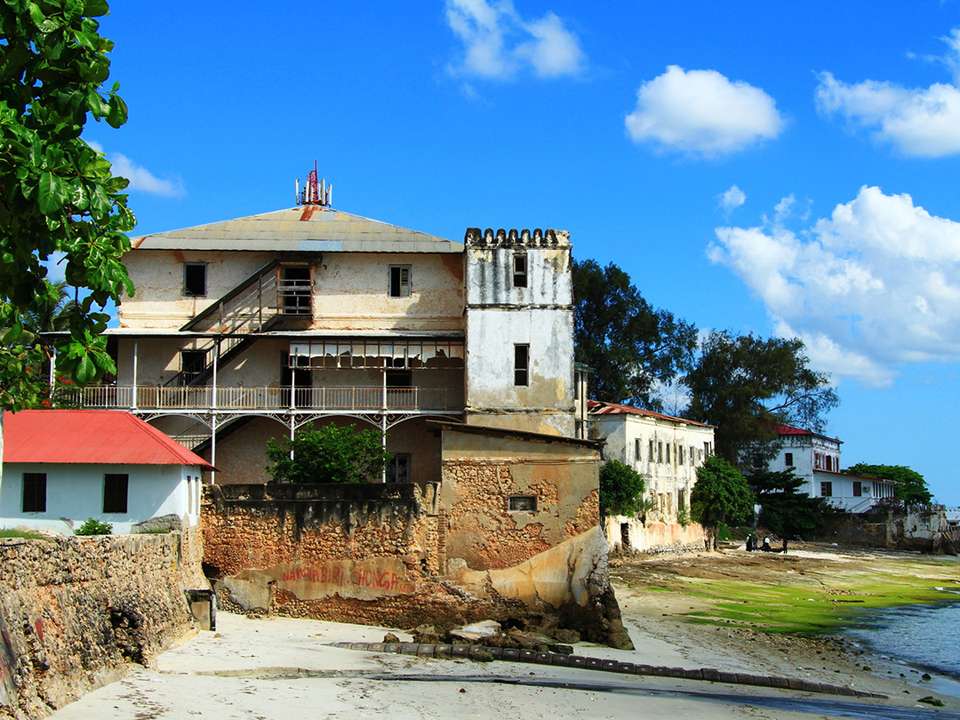 Kilimanjaro - Marangu Route & Zanzibar Adventure - G Adventures - Tanzania