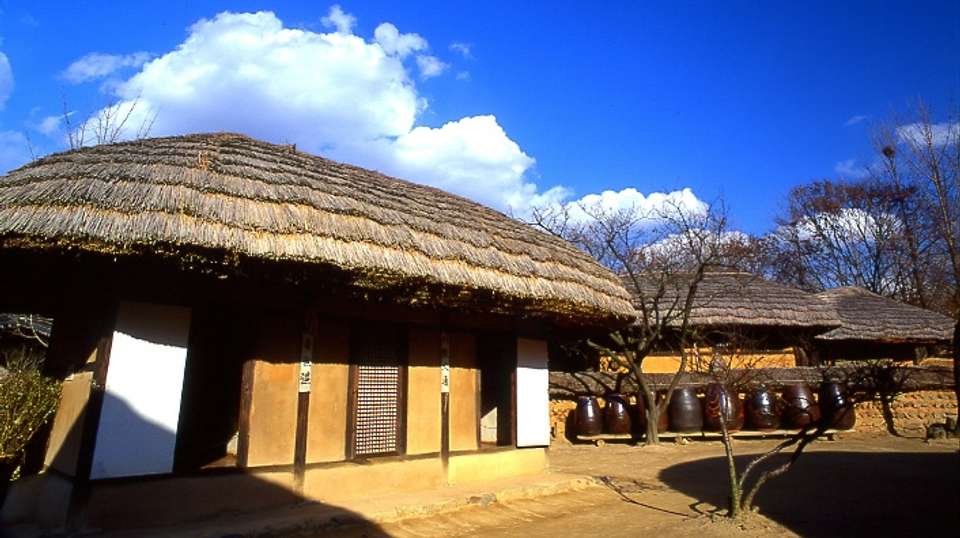 Korean Folk Village Afternoon Tour - Vip Travel - South Korea - Image 2