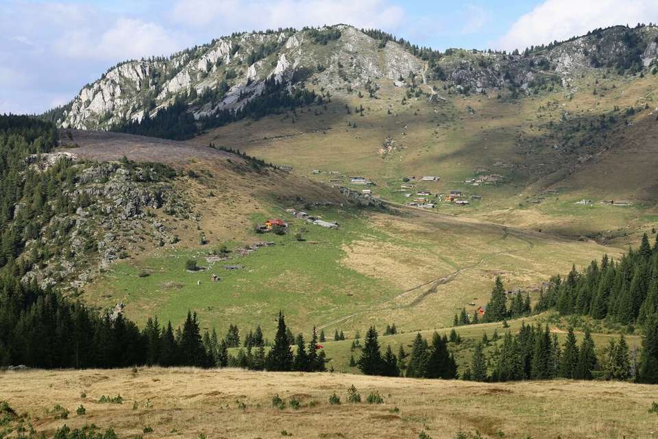Kosovo, Albania & Macedonia Explorer - Intrepid Travel - Albania - Image 7