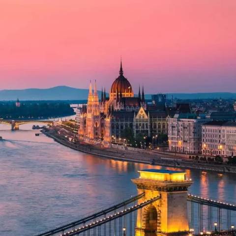 Active And Outdoor Tour: Krakow To Budapest Adventure