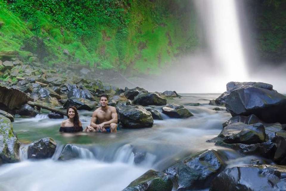 La Fortuna Waterfall Guide Hike - Destination Services - Costa Rica - Image 6