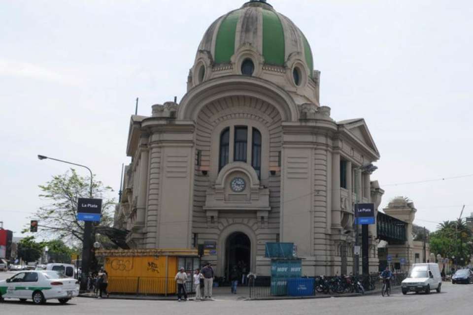 La Plata City Tour from Buenos Aires - Tangol Tours - Argentina - Image 4