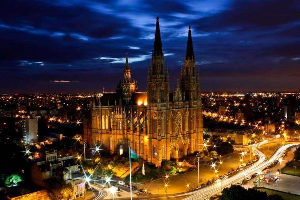 La Plata City Tour from Buenos Aires - Tangol Tours - Argentina - Image 6