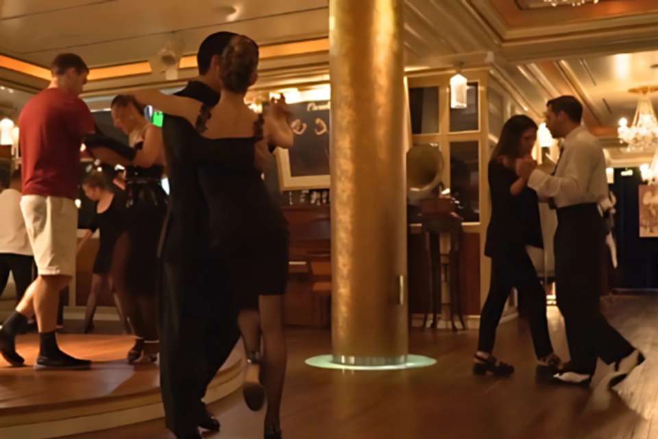 La Ventana Dinner & Tango Show and Tango Class - Tangol Tours - Argentina - Image 6