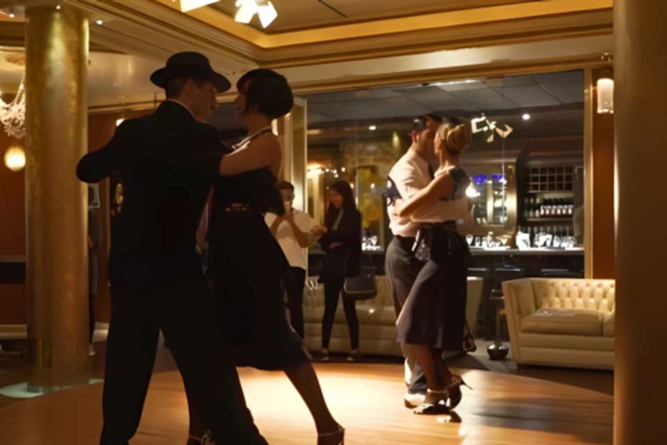 La Ventana Dinner & Tango Show and Tango Class - Tangol Tours - Argentina - Image 7