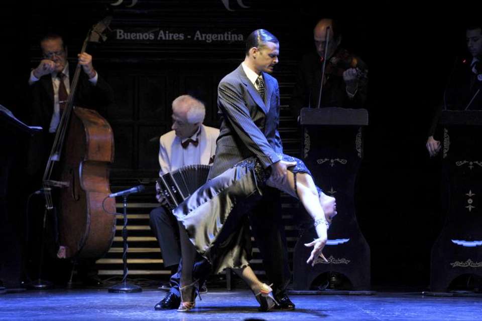 La Ventana Dinner & Tango Show with Wine Tasting - Tangol Tours - Argentina - Image 2
