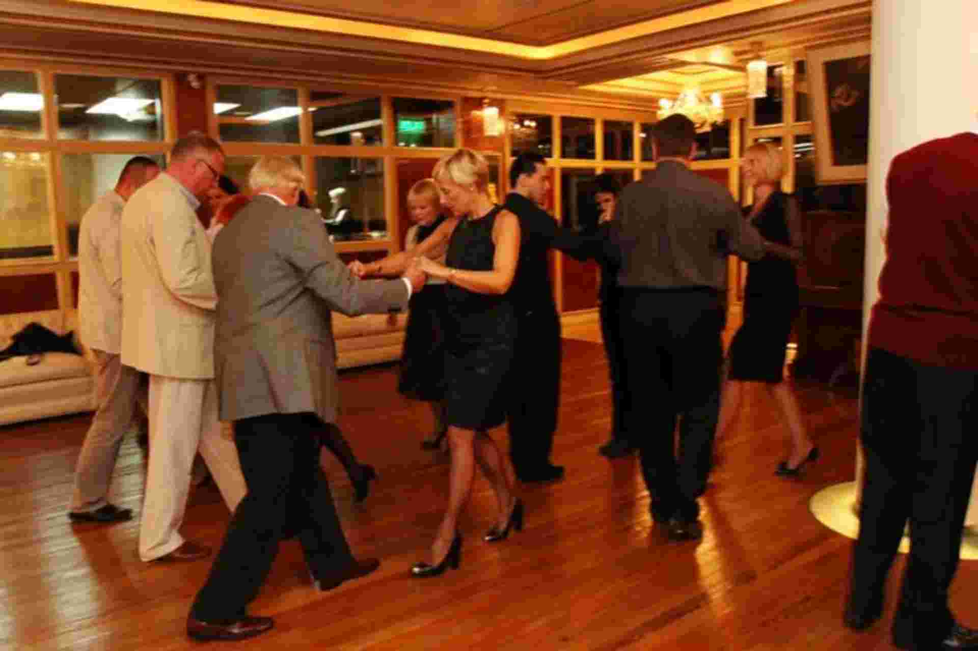 La Ventana Tango class with Cocktail