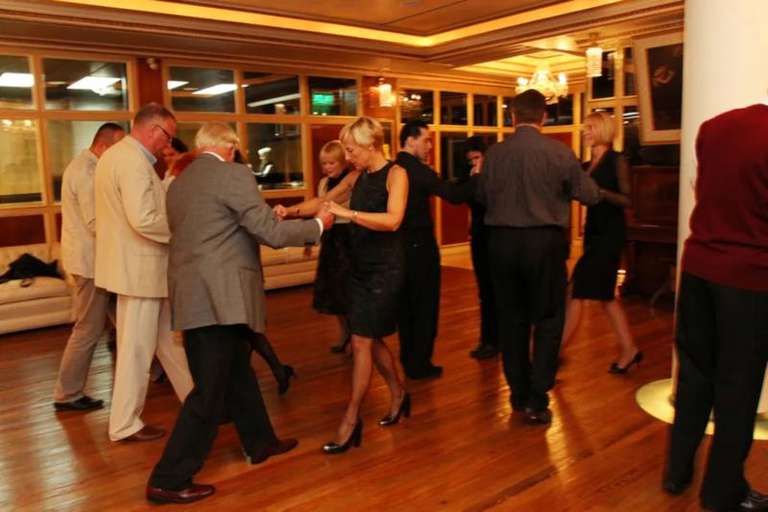 La Ventana Tango class with Cocktail trip - alternative tour available