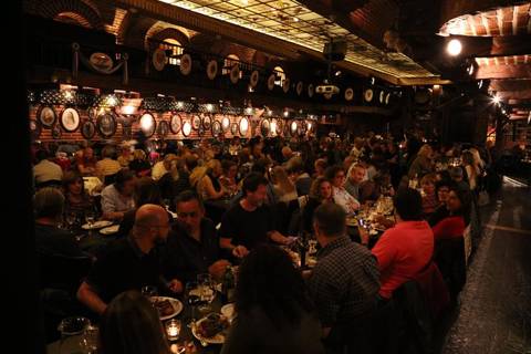 Andes Guided And Escorted Tours: La Ventana Vip Dinner & Tango Show With Wine Tasting
