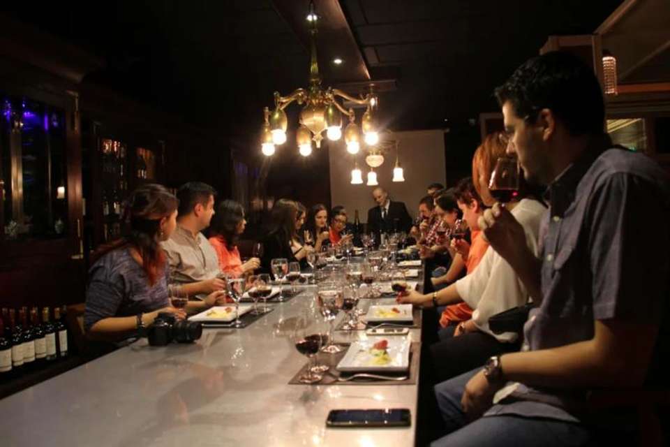 La Ventana Wine Tasting - Tangol Tours - Argentina - Image 1