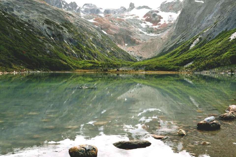 Laguna Esmeralda Trekking - Tangol Tours - Argentina - Image 3