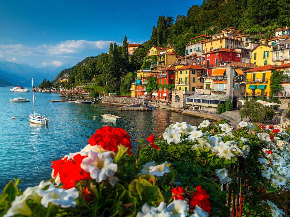 Lake Maggiore, Como & Garda - 8 days - On The Go Tours - Italy - Image 3