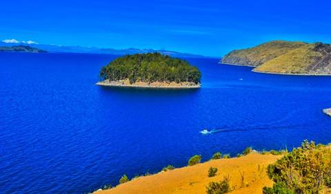 La Paz Cultural, Religious And Historic Sites Tour: Lake Titicaca & Isla Del Sol Adventure 3d/2n (la Paz To La Paz)