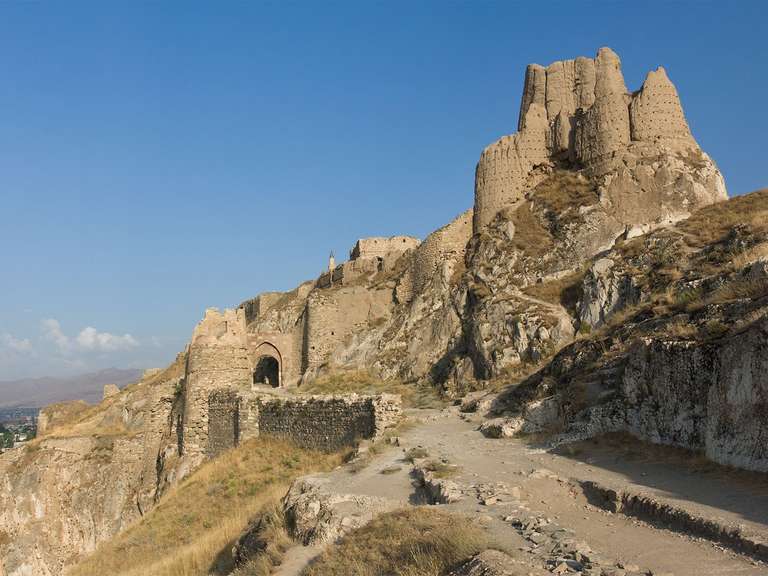 Lake Van & Mount Ararat to Istanbul - 6 days trip - alternative tour available