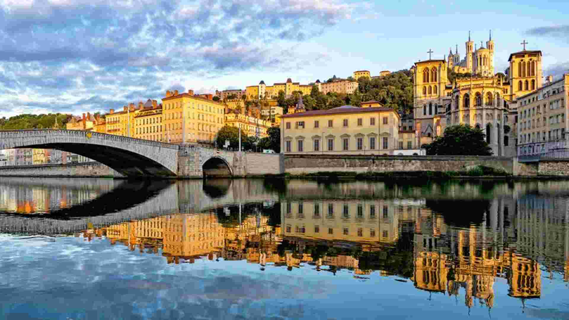 Lands of Provence, a sensory cruise through heritage and gourmet delights (port-to-port cruise)