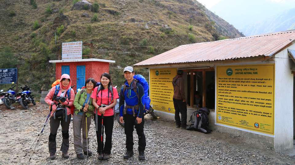 Langtang Gosaikunda Trek - Icicles Adventure Treks And Tours Pvt Ltd - Nepal - Image 3