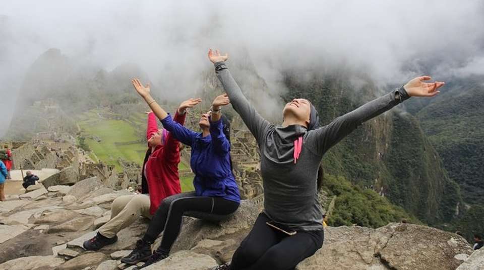 Lares Trek & One Day Inca Trail 5 Days - Andean Path Travel - Peru - Image 5
