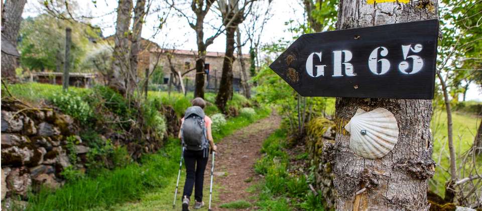 Le Puy Camino - Conques to Cahors - Utracks - France - Image 3