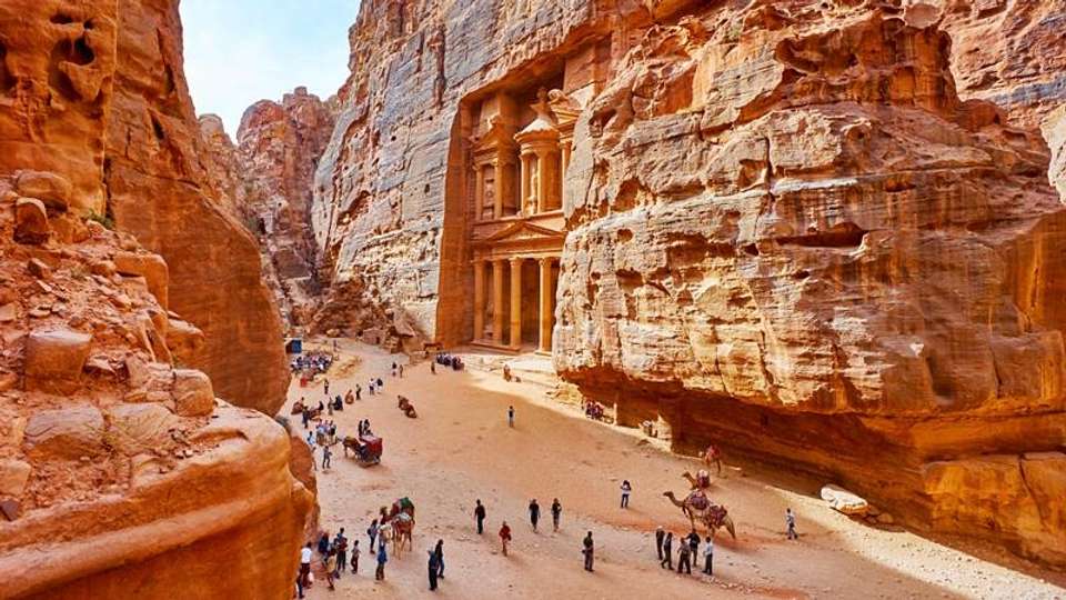 Lebanon & Jordan Encounters - Encounters Travel - Saudi Arabia - Image 4