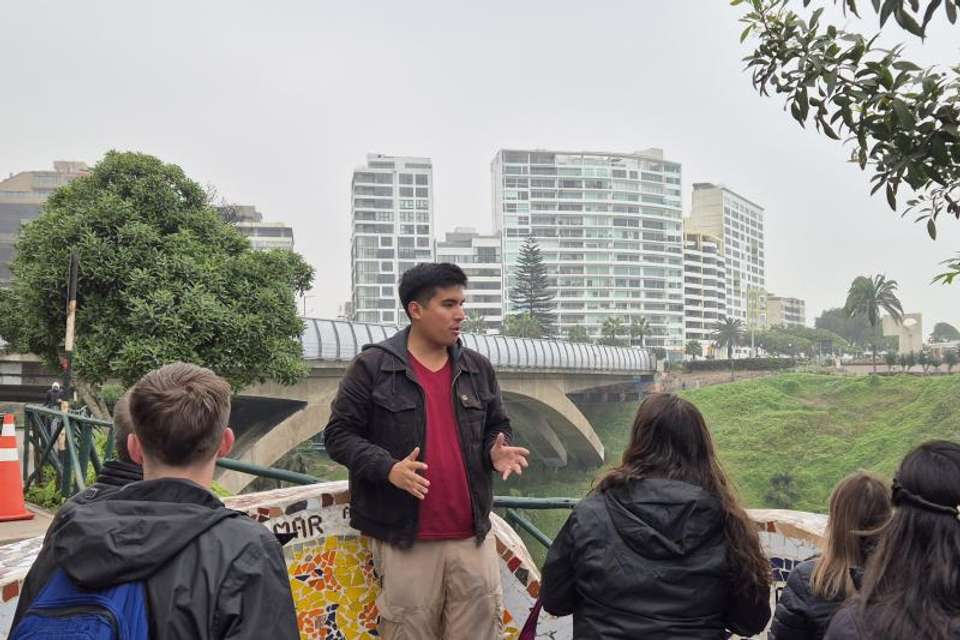 Lima city tour and Pisco Sour tasting - Tangol Tours - Peru - Image 7