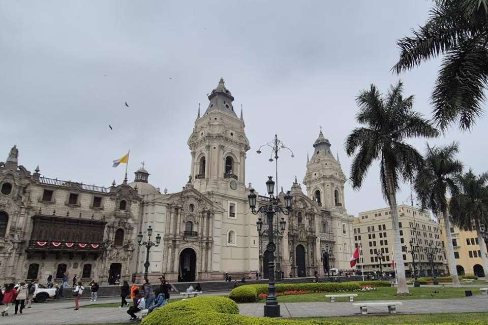 Lima city tour and Pisco Sour tasting - Tangol Tours - Peru - Image 10
