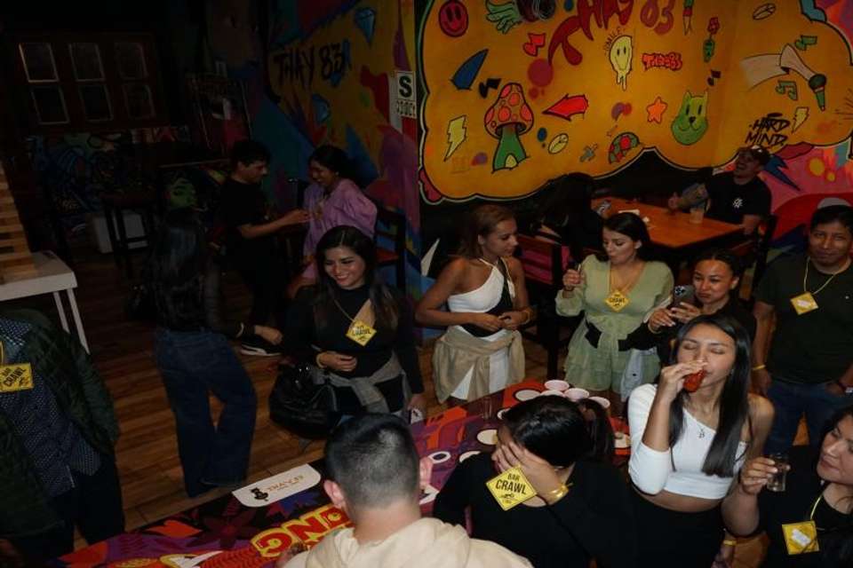 Bar Crawl Night Tour in Miraflores - Tangol Tours - Peru - Image 3