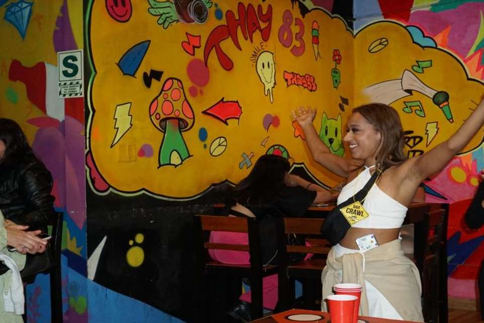 Bar Crawl Night Tour in Miraflores - Tangol Tours - Peru - Image 4