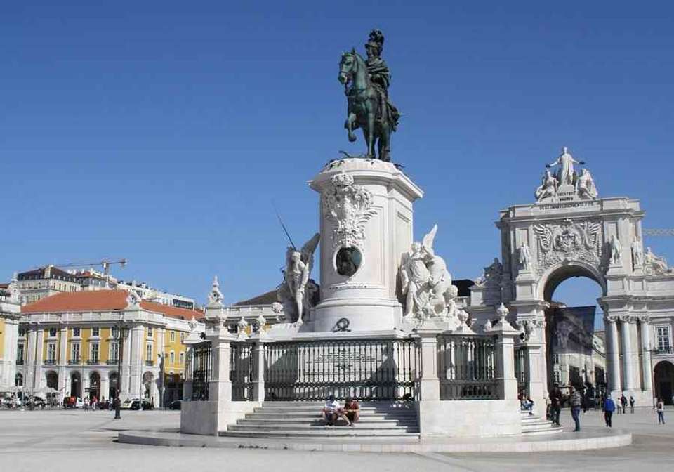 Lisbon and 05 Nights Douro Cruise - undefined - Image 12