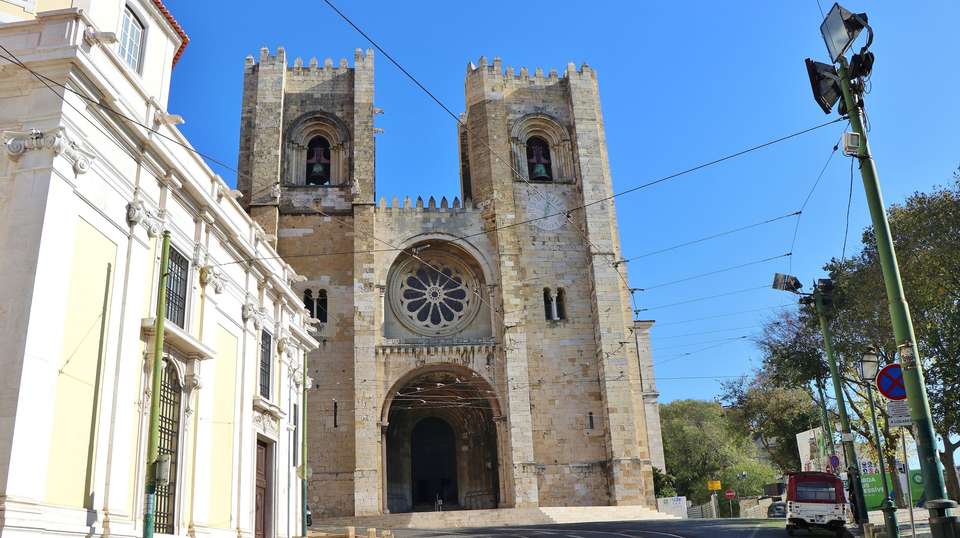 Lisbon Sightseeing, Private Walking Tour - Takinguthere - Tut Travel Lda - Portugal