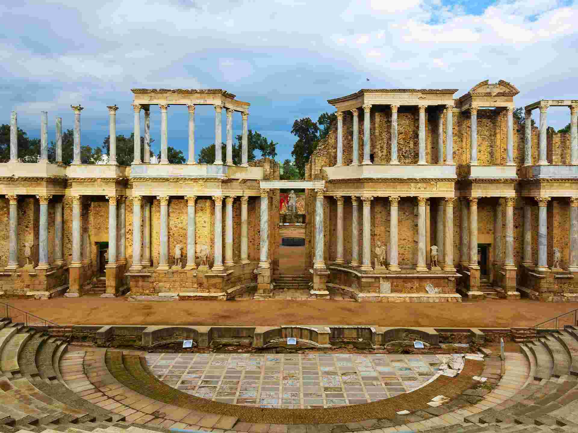 Lisbon to Andalucia, Madrid & Porto - 8 days