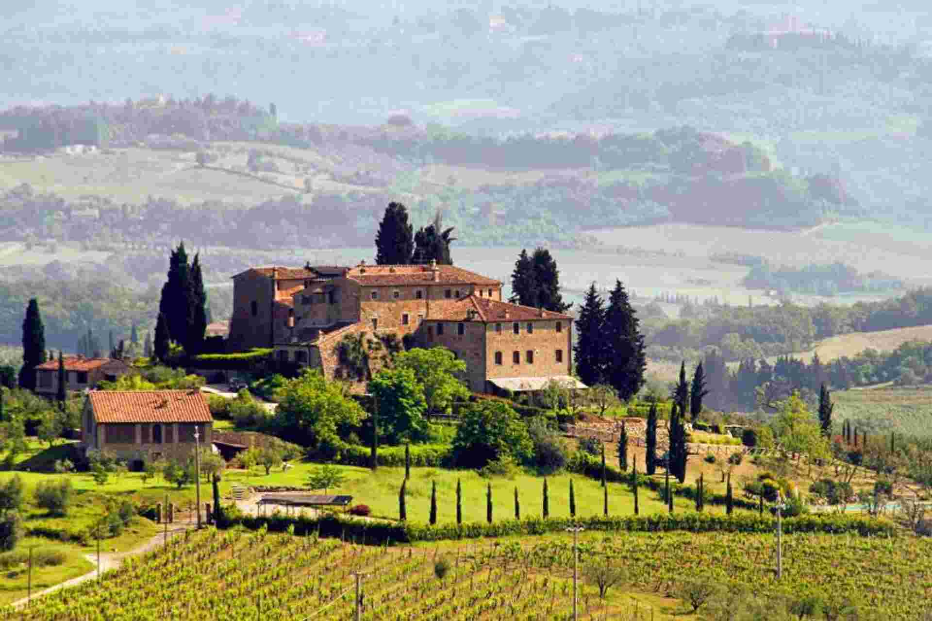 Live Like a Local in a Tuscan Villa