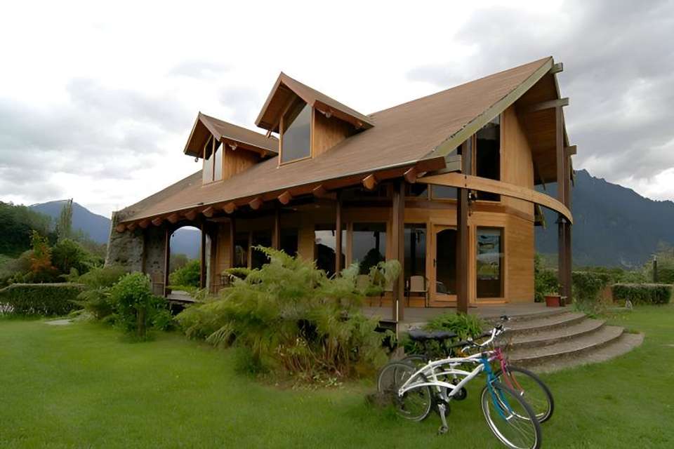 LLifen Hot Springs from Valdivia, a Natural Oasis - Tangol Tours - Chile - Image 2