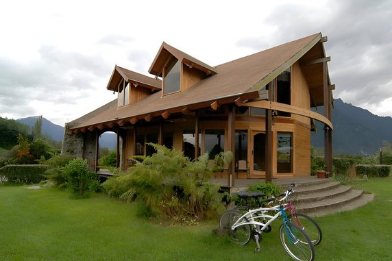 Image 2 of 4