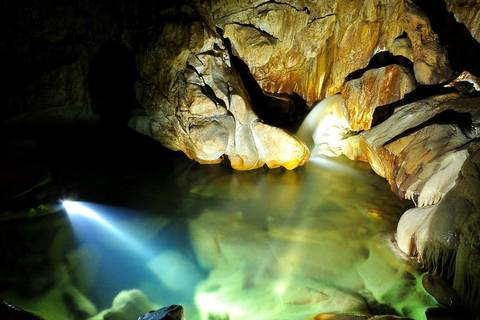 Hanoi Active And Outdoor Tour: Lo Mo Cave Expedition In Ba Be National Park 4 Days 3 Nights