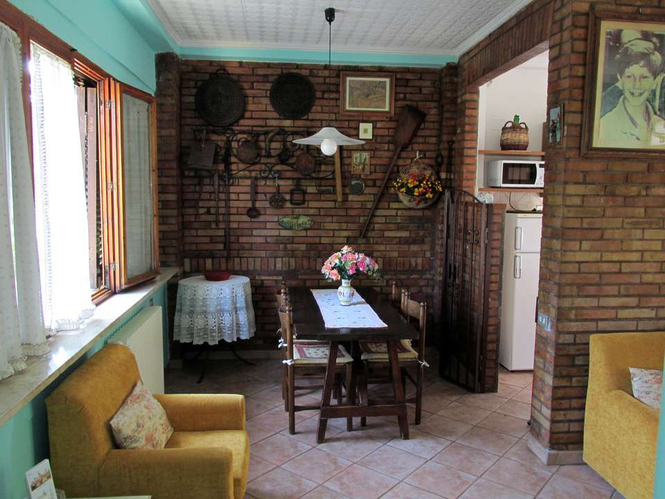 Image 12 of 14