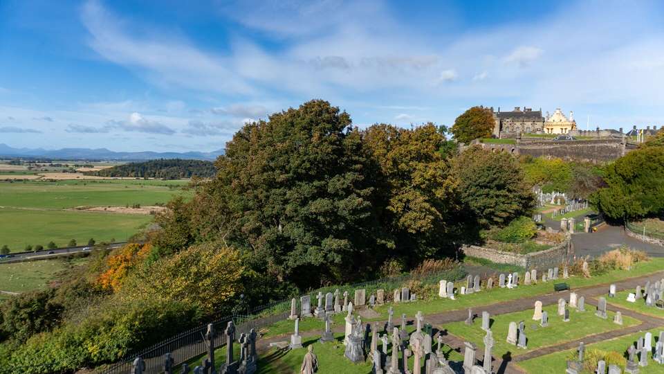Loch Lomond, Stirling Castle & The Kelpies - Highland Explorer Tours - Scotland - Image 8