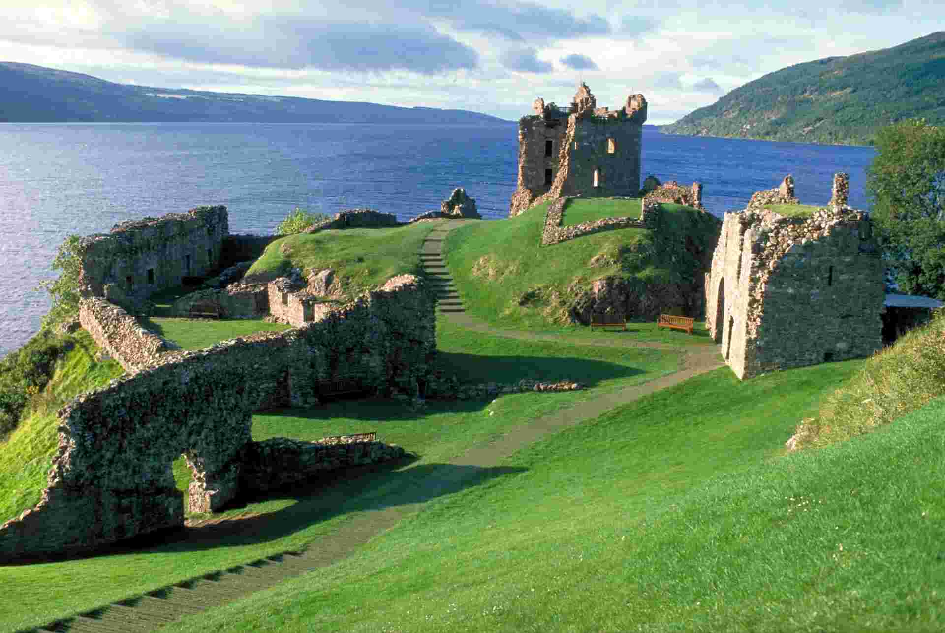 Loch Ness, Whisky & Outlander Explorer