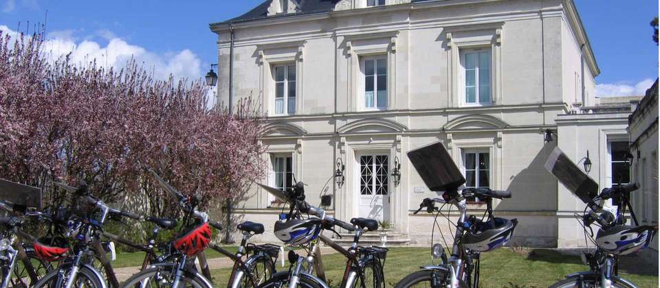 Loire Valley Cycle - Utracks - France - Image 6