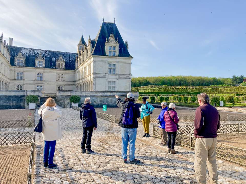 Loire Valley: Walks, Wine & Chateaux - undefined - Image 2