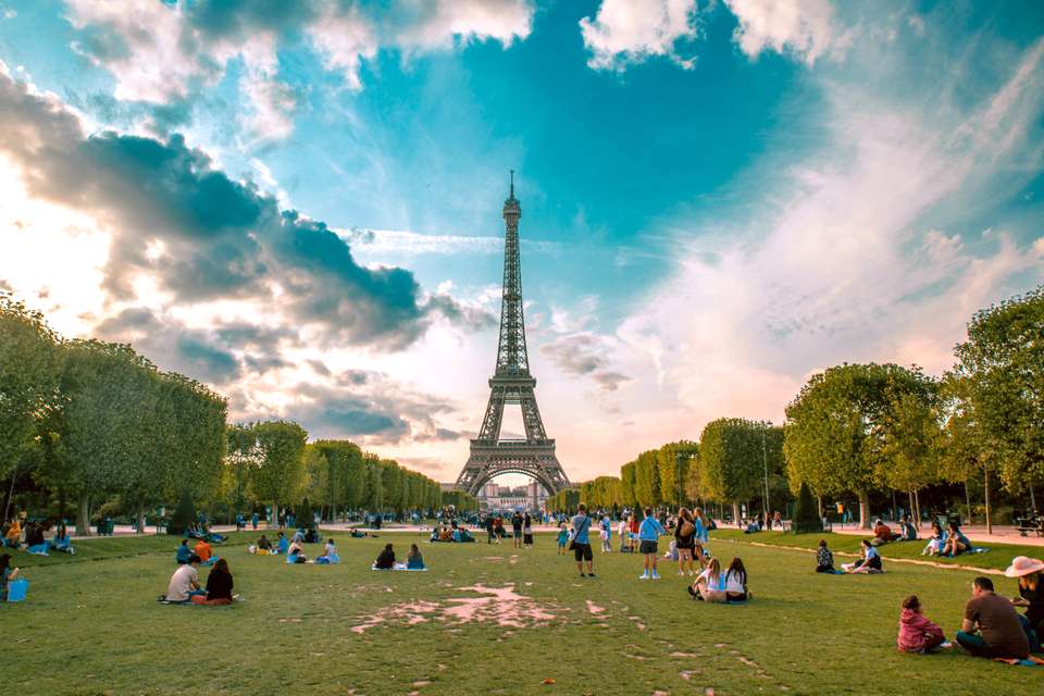 London & Paris - Collette Tours - England - Image 2