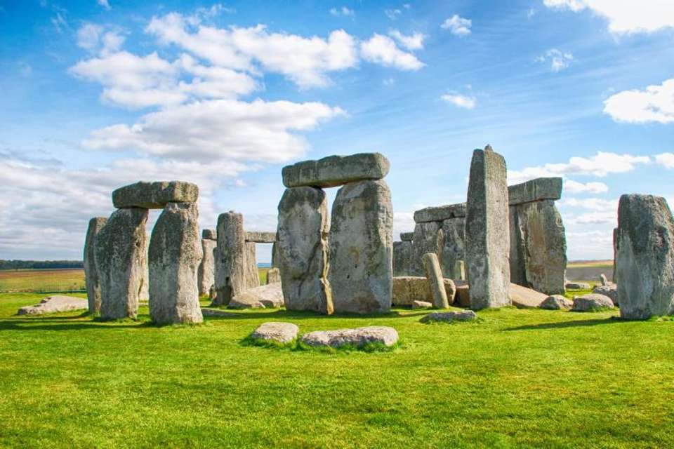 London Calling: A City Break Getaway - Omega Tours - England - Image 2